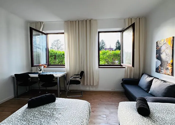 Apartamento Simple 3 Bedroom With Outdoor Space Sleeps Up To 8 Viena