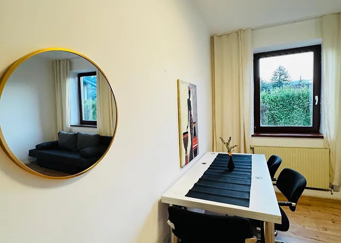 Apartamento Simple 3 Bedroom With Outdoor Space Sleeps Up To 8 Viena